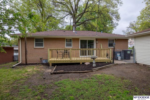 2731 S 41st Street, Lincoln, NE 68506
