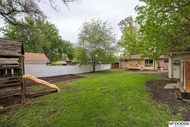 2731 S 41st Street, Lincoln, NE 68506
