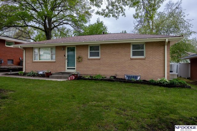 2731 S 41st Street, Lincoln, NE 68506