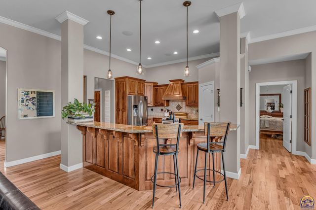 4300 SW Laurens WAY, Topeka, KS 66610