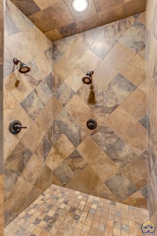 4300 SW Laurens WAY, Topeka, KS 66610