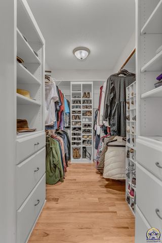 4300 SW Laurens WAY, Topeka, KS 66610