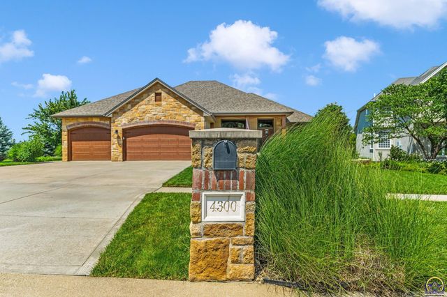 4300 SW Laurens WAY, Topeka, KS 66610