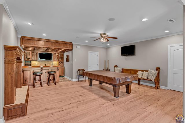 4300 SW Laurens WAY, Topeka, KS 66610