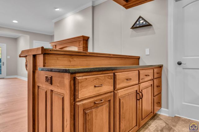 4300 SW Laurens WAY, Topeka, KS 66610