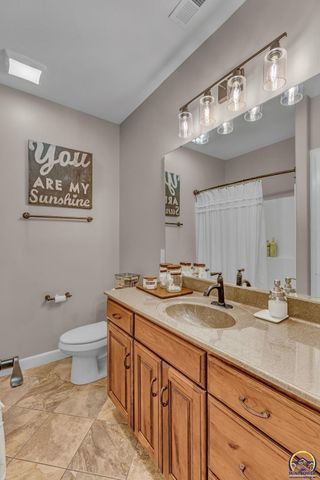 4300 SW Laurens WAY, Topeka, KS 66610