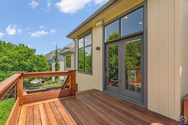 4300 SW Laurens WAY, Topeka, KS 66610