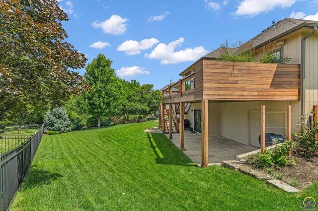 4300 SW Laurens WAY, Topeka, KS 66610