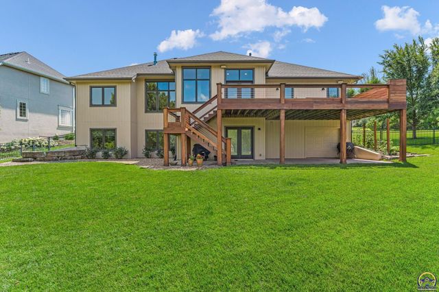 4300 SW Laurens WAY, Topeka, KS 66610