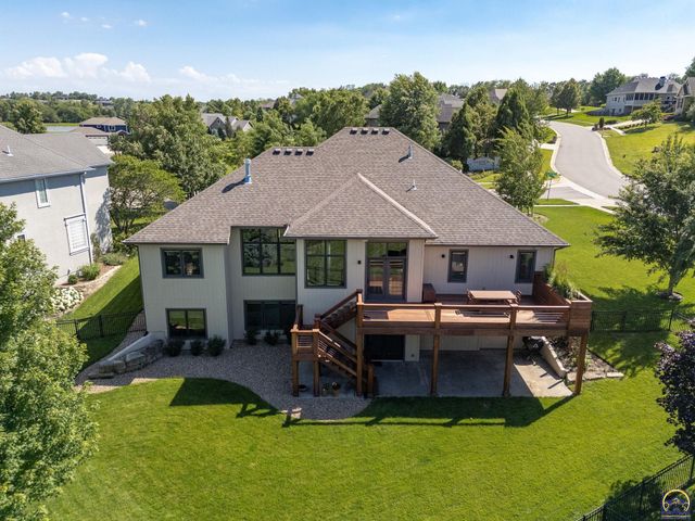 4300 SW Laurens WAY, Topeka, KS 66610