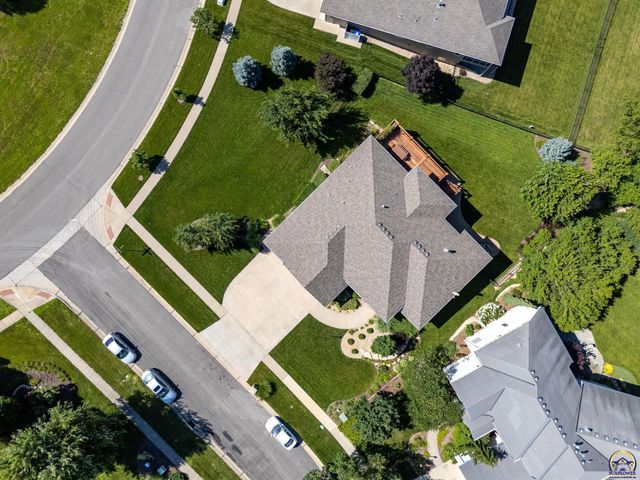 4300 SW Laurens WAY, Topeka, KS 66610