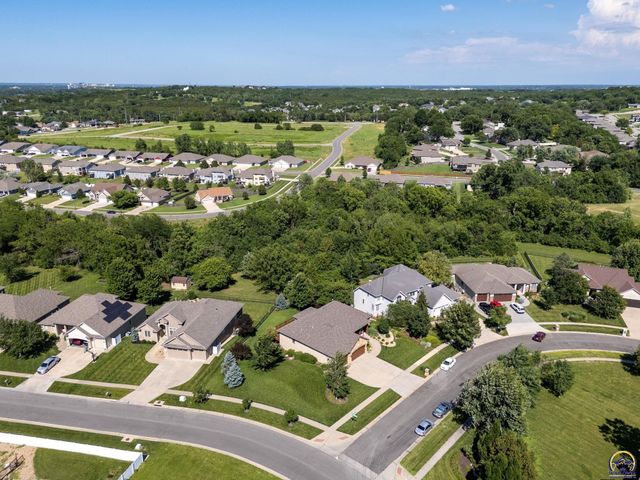 4300 SW Laurens WAY, Topeka, KS 66610
