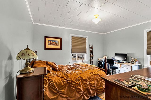 2013 DUNN AVE, Cheyenne, WY 82001