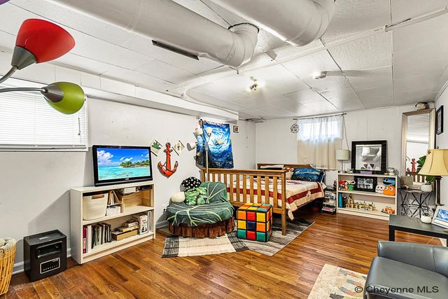 2013 DUNN AVE, Cheyenne, WY 82001