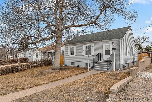 2013 DUNN AVE, Cheyenne, WY 82001