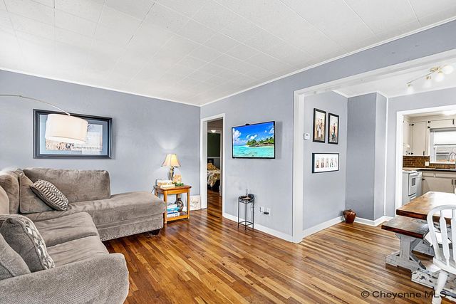 2013 DUNN AVE, Cheyenne, WY 82001