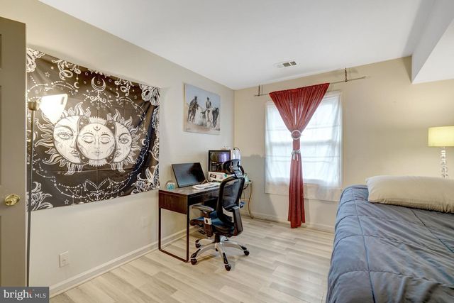 8360-B DUNHAM CT, Springfield, VA 22152