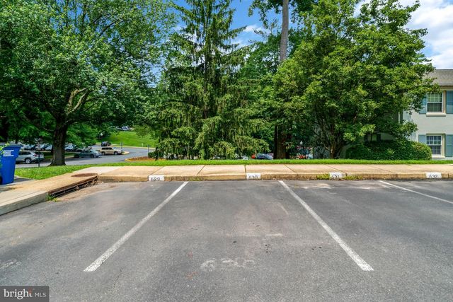 8360-B DUNHAM CT, Springfield, VA 22152