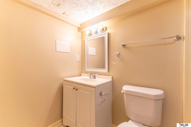 3803 N 63 Street, Omaha, NE 68104