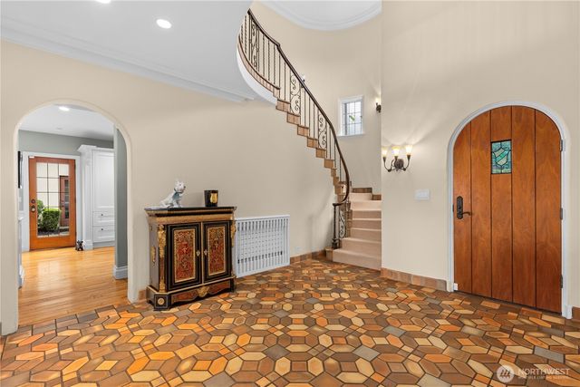 180 Lake Washington Boulevard E, Seattle, WA 98112