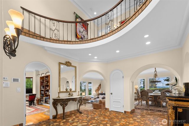 180 Lake Washington Boulevard E, Seattle, WA 98112