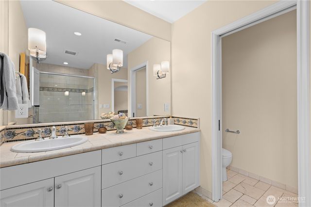 180 Lake Washington Boulevard E, Seattle, WA 98112