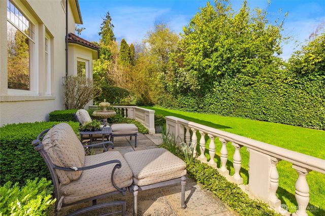 180 Lake Washington Boulevard E, Seattle, WA 98112