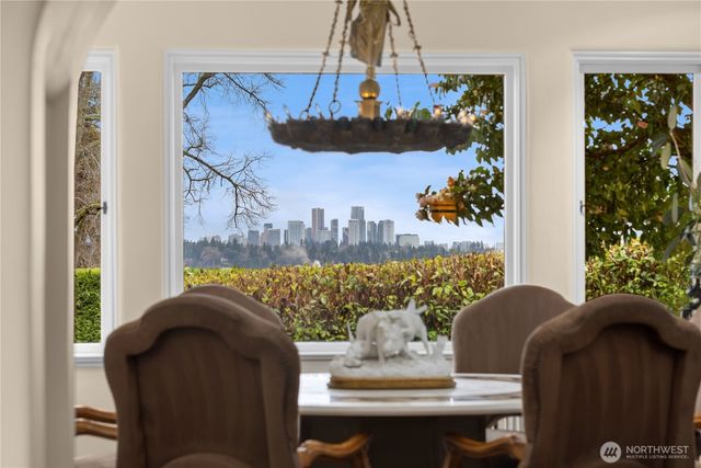 180 Lake Washington Boulevard E, Seattle, WA 98112