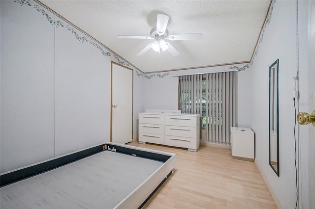 18240 LYNBROOK ROAD, Orlando, FL 32820