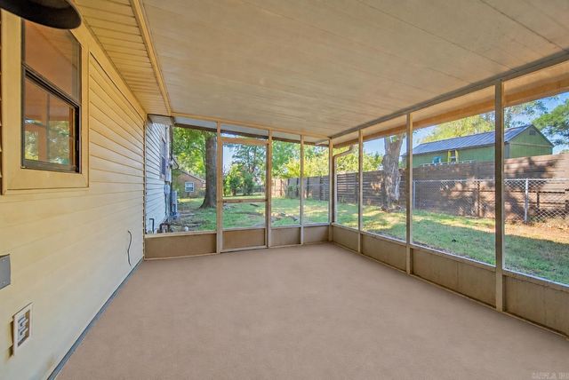 5 Longview Road, North Little Rock, AR 72118