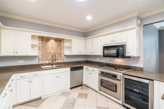 333 E 29th Place, Tulsa, OK 74114
