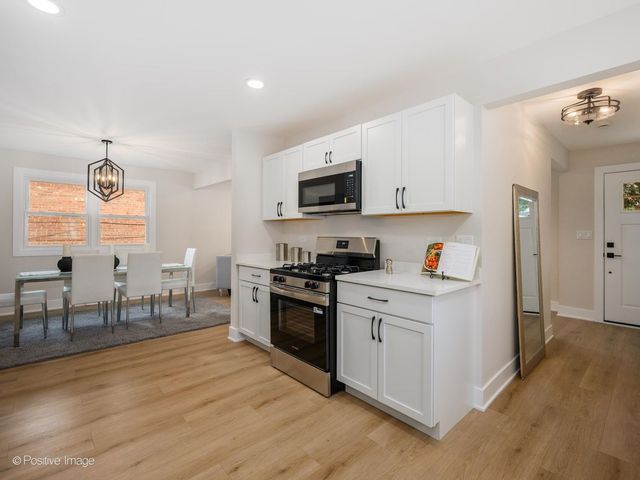 4051 W 80th Place, Chicago, IL 60652