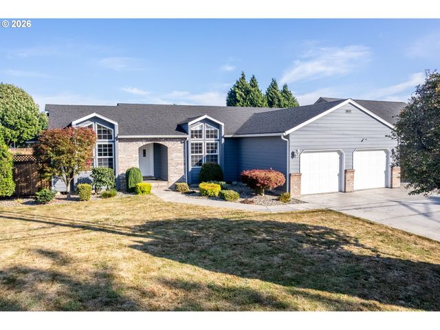 2360 38TH Ave, Longview, WA 98632