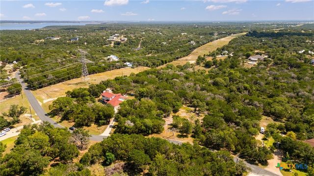 8390 Mountain Drive, Salado, TX 76571