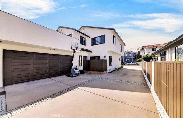 2405 Clark Lane A, Redondo Beach, CA 90278