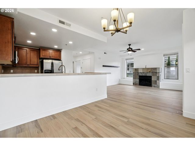 6299 Ne CARILLION Dr, Hillsboro, OR 97124