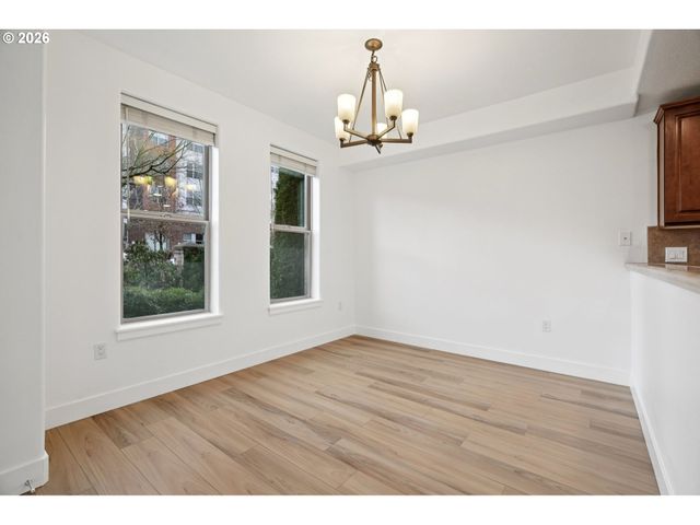 6299 Ne CARILLION Dr, Hillsboro, OR 97124