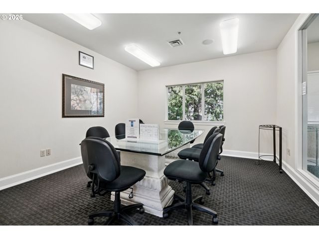 6299 Ne CARILLION Dr, Hillsboro, OR 97124