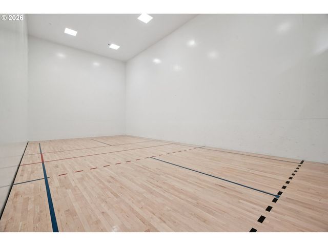 6299 Ne CARILLION Dr, Hillsboro, OR 97124