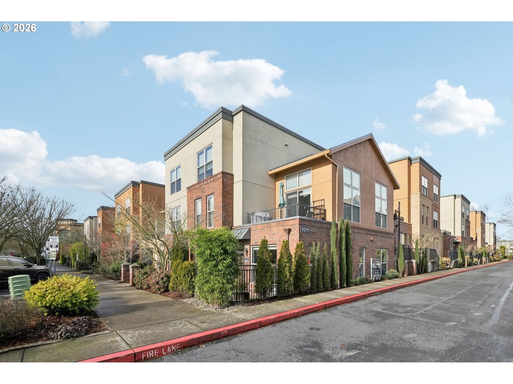 6299 Ne CARILLION Dr, Hillsboro, OR 97124