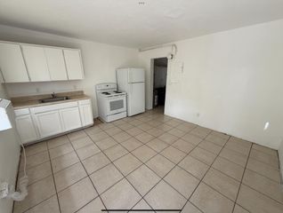 1100 NW 7TH Street 2, Fort Lauderdale, FL 33311