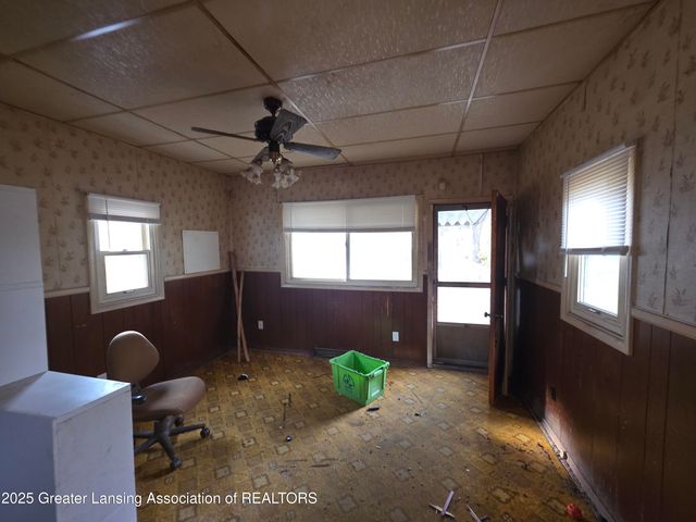 1106 Regent Street, Lansing, MI 48912