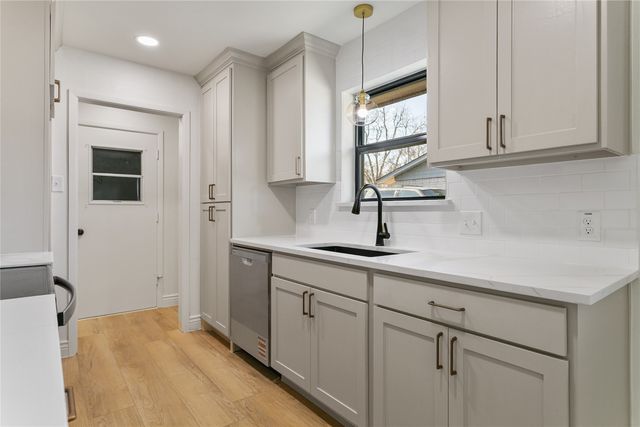 4908 Southwest Boulevard, Fort Worth, TX 76116