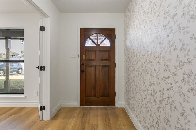 4908 Southwest Boulevard, Fort Worth, TX 76116