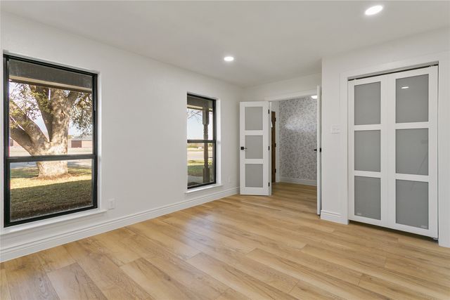 4908 Southwest Boulevard, Fort Worth, TX 76116