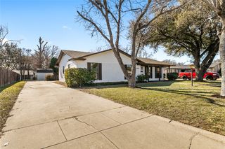 4908 Southwest Boulevard, Fort Worth, TX 76116