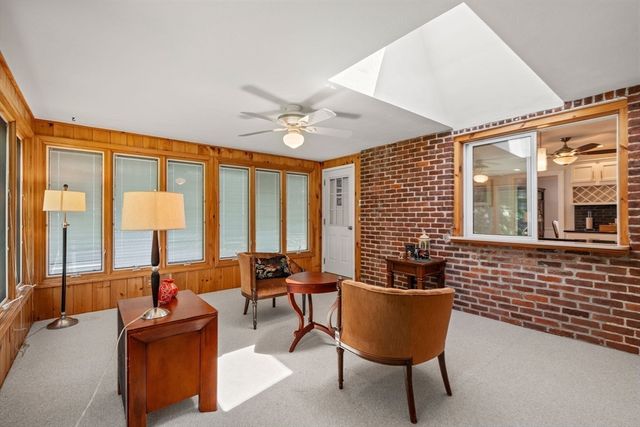 119 Newton Ave N, Worcester, MA 01609