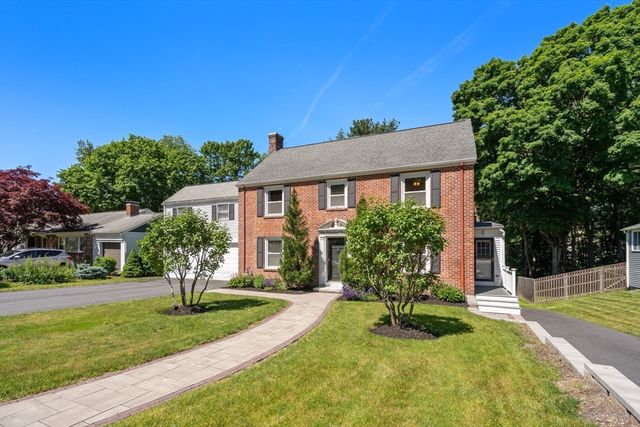119 Newton Ave N, Worcester, MA 01609
