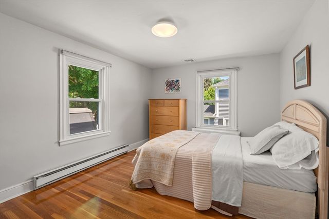 119 Newton Ave N, Worcester, MA 01609