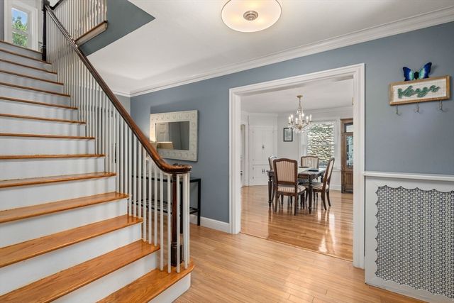 119 Newton Ave N, Worcester, MA 01609